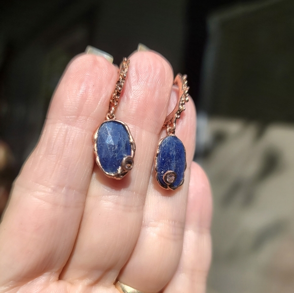 Sapphire & Amethyst Rosegold Earrings - Picture 4 of 11